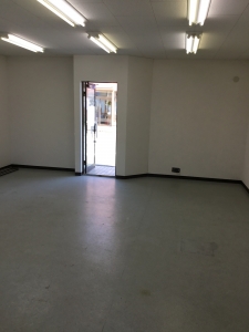 ヤマキビル１０２号　室内 ネット用 (2).JPG